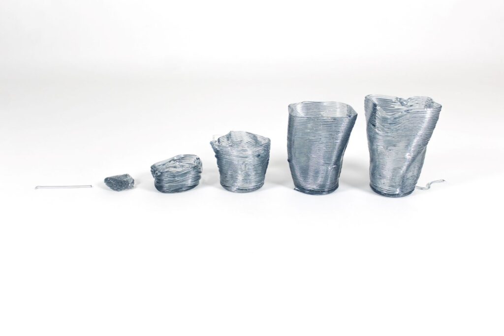 Vases 3D printed using plastic waste