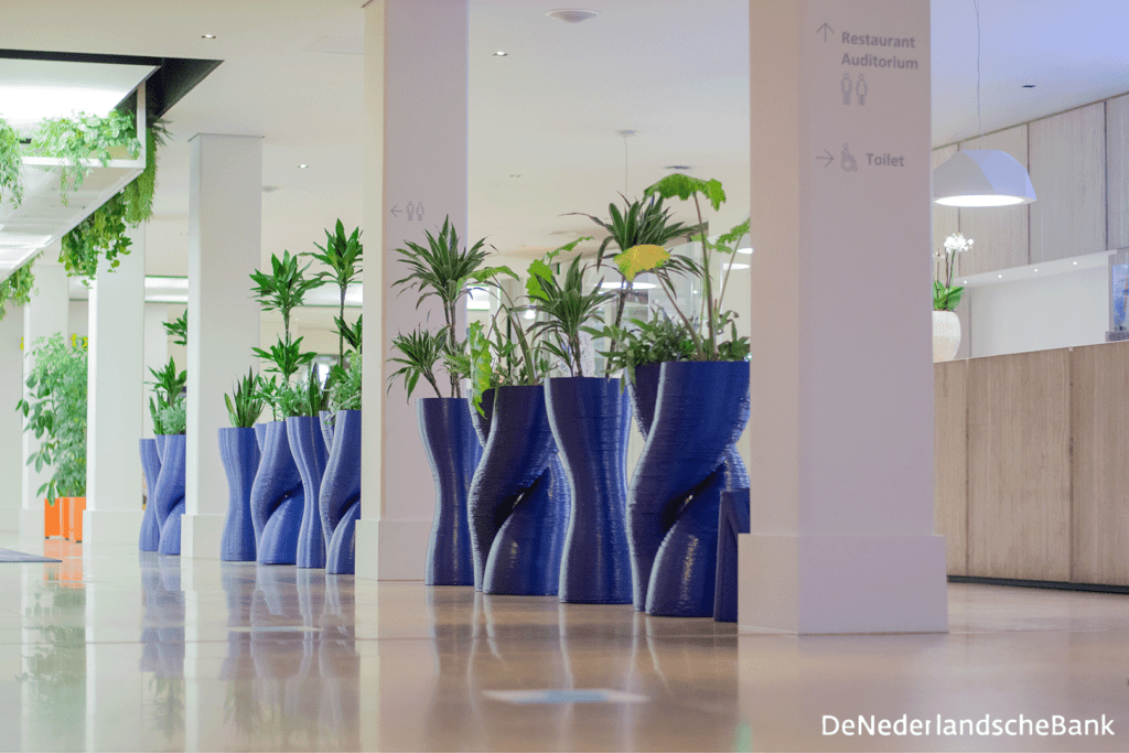 Plantstands from recycled plastic for De Nederlandsche Bank. made through 3D-printing